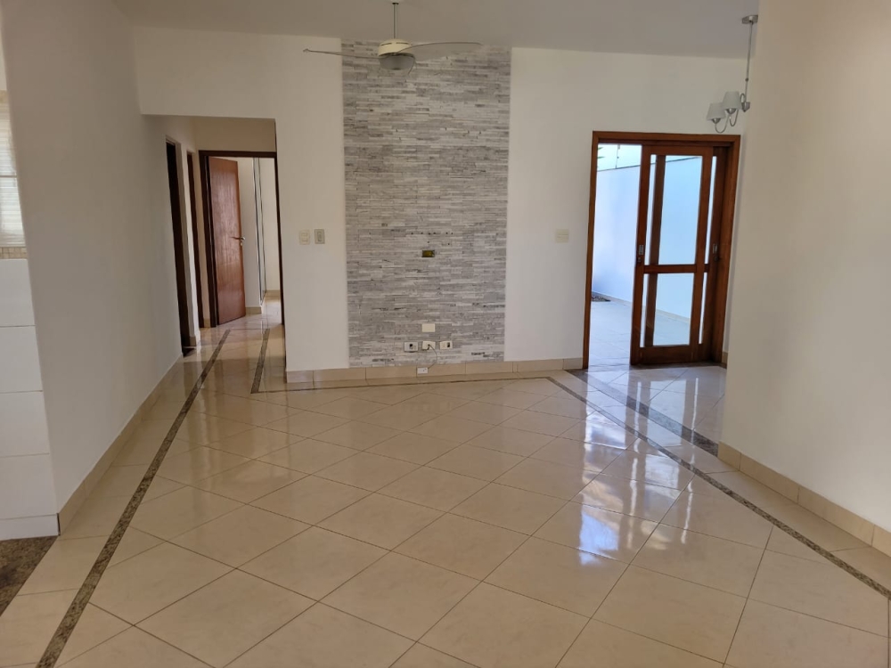 OCASIÃO, CASA NO BAIRRO STELLA